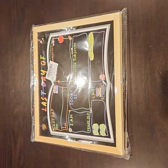 First & Last Day of School Chalkboard, NWT - Picture 4 of 16